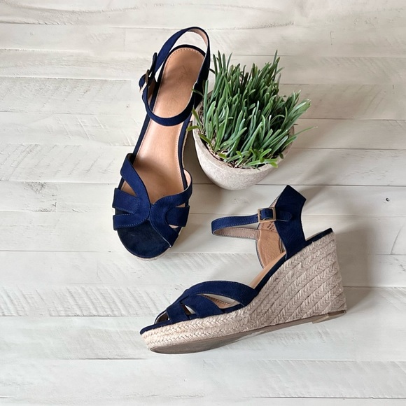 SOLD American Eagle 11 Navy Blue Espadrille Wedge Sandals - Picture 10 of 14